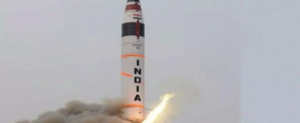 India's Agni-5-nuclear-capable-ballistic-missile-Bihar Aaptak