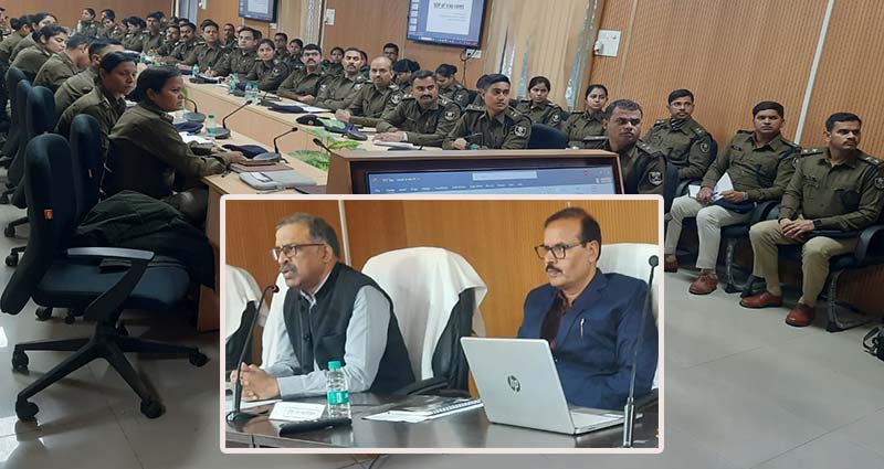 Bihar Police Vigilance DG Jitendra Singh Gangwar, 60 DSPs training at Vigilance Office